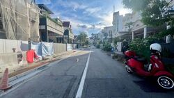 Loyang Besar Close (D17), Terrace #562127611